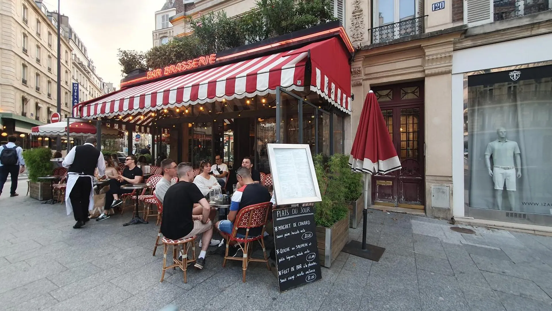 Апартаменты 1 Minute Gare Montparnasse , Center , Front Metro,Close To Eiffel Tour And Louvre Meusm Париж
